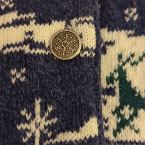 Northern‎ Treasures Holiday Winter knit cardigan sweater - Picture 4 of 7